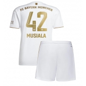 Bayern Munich Jamal Musiala #42 Replika Bortedrakt Barn 2022-23 Kortermet (+ bukser)