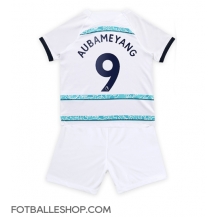 Chelsea Aubameyang #9 Replika Bortedrakt Barn 2022-23 Kortermet (+ bukser)