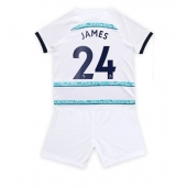Chelsea Reece James #24 Replika Bortedrakt Barn 2022-23 Kortermet (+ bukser)
