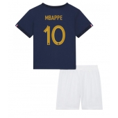 Frankrike Kylian Mbappe #10 Replika Hjemmedrakt Barn VM 2022 Kortermet (+ bukser)