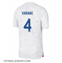 Frankrike Raphael Varane #4 Replika Bortedrakt VM 2022 Kortermet