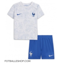 Frankrike Replika Bortedrakt Barn VM 2022 Kortermet (+ bukser)