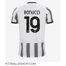 Juventus Leonardo Bonucci #19 Replika Hjemmedrakt 2022-23 Kortermet