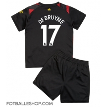 Manchester City Kevin De Bruyne #17 Replika Bortedrakt Barn 2022-23 Kortermet (+ bukser)