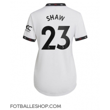 Manchester United Luke Shaw #23 Replika Bortedrakt Dame 2022-23 Kortermet