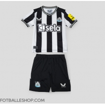 Newcastle United Replika Hjemmedrakt Barn 2023-24 Kortermet (+ bukser)