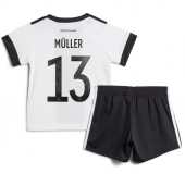 Tyskland Thomas Muller #13 Replika Hjemmedrakt Barn VM 2022 Kortermet (+ bukser)