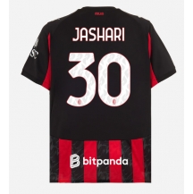 AC Milan Ardon Jashari #30 Replika Hjemmedrakt 2025-26 Kortermet