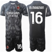 AC Milan Mike Maignan #16 Keeper Replika Hjemmedrakt Barn 2024-25 Kortermet (+ bukser)