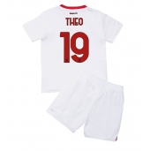 AC Milan Theo Hernandez #19 Replika Bortedrakt Barn 2022-23 Kortermet (+ bukser)