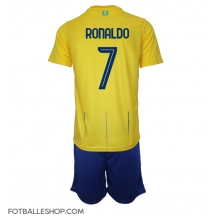 Al-Nassr Cristiano Ronaldo #7 Replika Hjemmedrakt Barn 2023-24 Kortermet (+ bukser)