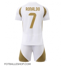 Al-Nassr Cristiano Ronaldo #7 Replika Tredjedrakt Barn 2024-25 Kortermet (+ bukser)