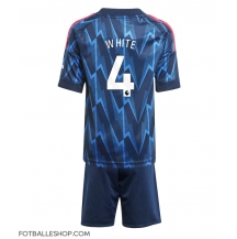 Arsenal Ben White #4 Replika Bortedrakt Barn 2025-26 Kortermet (+ bukser)