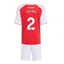Arsenal William Saliba #2 Replika Hjemmedrakt Barn 2025-26 Kortermet (+ bukser)