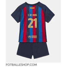 Barcelona Frenkie de Jong #21 Replika Hjemmedrakt Barn 2022-23 Kortermet (+ bukser)