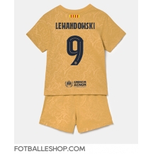Barcelona Robert Lewandowski #9 Replika Bortedrakt Barn 2022-23 Kortermet (+ bukser)