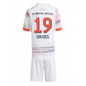 Bayern Munich Alphonso Davies #19 Replika Bortedrakt Barn 2025-26 Kortermet (+ bukser)