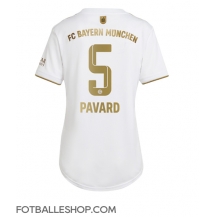 Bayern Munich Benjamin Pavard #5 Replika Bortedrakt Dame 2022-23 Kortermet