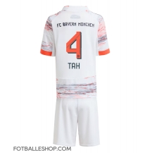 Bayern Munich Jonathan Tah #4 Replika Bortedrakt Barn 2025-26 Kortermet (+ bukser)