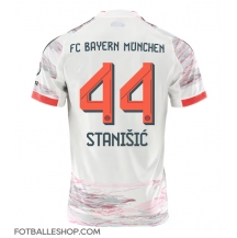 Bayern Munich Josip Stanisic #44 Replika Bortedrakt 2025-26 Kortermet