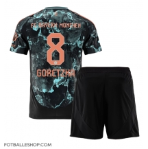 Bayern Munich Leon Goretzka #8 Replika Bortedrakt Barn 2024-25 Kortermet (+ bukser)