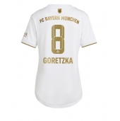 Bayern Munich Leon Goretzka #8 Replika Bortedrakt Dame 2022-23 Kortermet