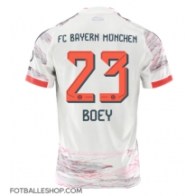 Bayern Munich Sacha Boey #23 Replika Bortedrakt 2025-26 Kortermet
