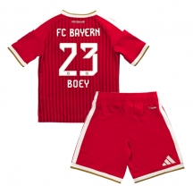 Bayern Munich Sacha Boey #23 Replika Hjemmedrakt Barn 2026-27 Kortermet (+ bukser)