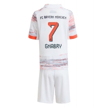 Bayern Munich Serge Gnabry #7 Replika Bortedrakt Barn 2025-26 Kortermet (+ bukser)