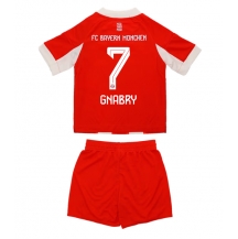 Bayern Munich Serge Gnabry #7 Replika Hjemmedrakt Barn 2025-26 Kortermet (+ bukser)
