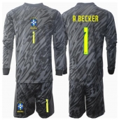 Brasil Alisson Becker #1 Keeper Replika Bortedrakt Barn Copa America 2024 Langermet (+ bukser)
