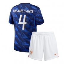 Frankrike Dayot Upamecano #4 Replika Hjemmedrakt Barn VM 2026 Kortermet (+ bukser)