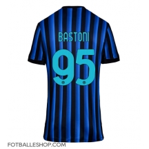 Inter Milan Alessandro Bastoni #95 Replika Hjemmedrakt Dame 2025-26 Kortermet