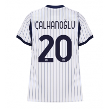 Inter Milan Hakan Calhanoglu #20 Replika Bortedrakt Dame 2026-27 Kortermet