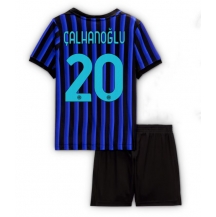 Inter Milan Hakan Calhanoglu #20 Replika Hjemmedrakt Barn 2025-26 Kortermet (+ bukser)