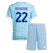 Juventus Weston McKennie #22 Replika Bortedrakt Barn 2025-26 Kortermet (+ bukser)