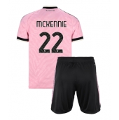 Juventus Weston McKennie #22 Replika Bortedrakt Barn 2026-27 Kortermet (+ bukser)