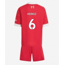 Liverpool Milos Kerkez #6 Replika Hjemmedrakt Barn 2025-26 Kortermet (+ bukser)