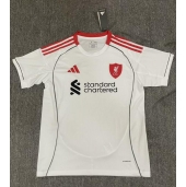 Liverpool Replika Bortedrakt 2025-26 Kortermet