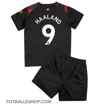 Manchester City Erling Haaland #9 Replika Bortedrakt Barn 2022-23 Kortermet (+ bukser)