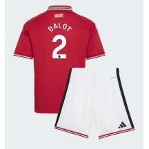 Manchester United Diogo Dalot #2 Replika Hjemmedrakt Barn 2026-27 Kortermet (+ bukser)