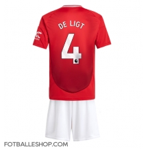 Manchester United Matthijs de Ligt #4 Replika Hjemmedrakt Barn 2024-25 Kortermet (+ bukser)