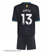 Manchester United Patrick Dorgu #13 Replika Tredjedrakt Barn 2025-26 Kortermet (+ bukser)