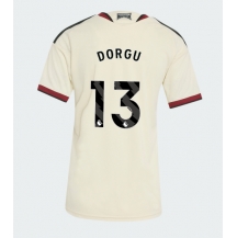 Manchester United Patrick Dorgu #13 Replika Tredjedrakt Dame 2026-27 Kortermet