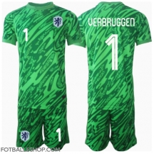 Nederland Bart Verbruggen #1 Keeper Replika Hjemmedrakt Barn EM 2024 Kortermet (+ bukser)
