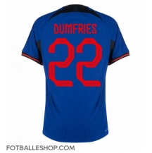 Nederland Denzel Dumfries #22 Replika Bortedrakt VM 2022 Kortermet