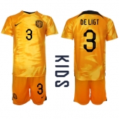 Nederland Matthijs de Ligt #3 Replika Hjemmedrakt Barn VM 2022 Kortermet (+ bukser)