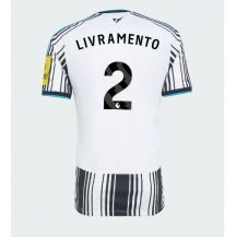 Newcastle United Tino Livramento #2 Replika Hjemmedrakt 2026-27 Kortermet