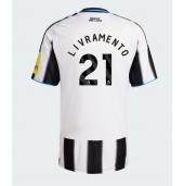 Newcastle United Tino Livramento #21 Replika Hjemmedrakt 2025-26 Kortermet