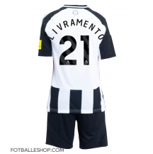 Newcastle United Tino Livramento #21 Replika Hjemmedrakt Barn 2024-25 Kortermet (+ bukser)
